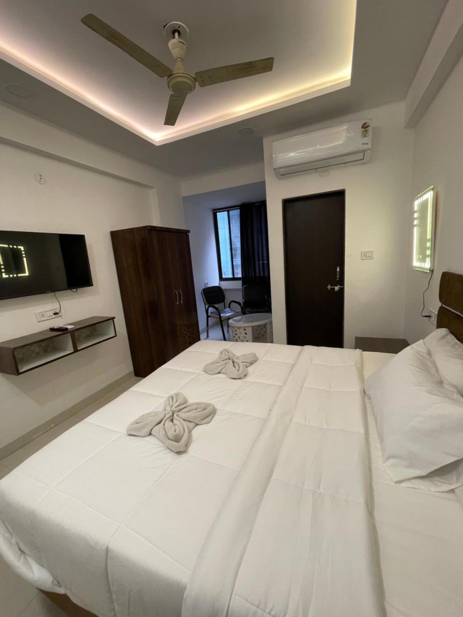 Hotel Kiwi Inn Vijaynagar Scheme 78 Індаур Екстер'єр фото
