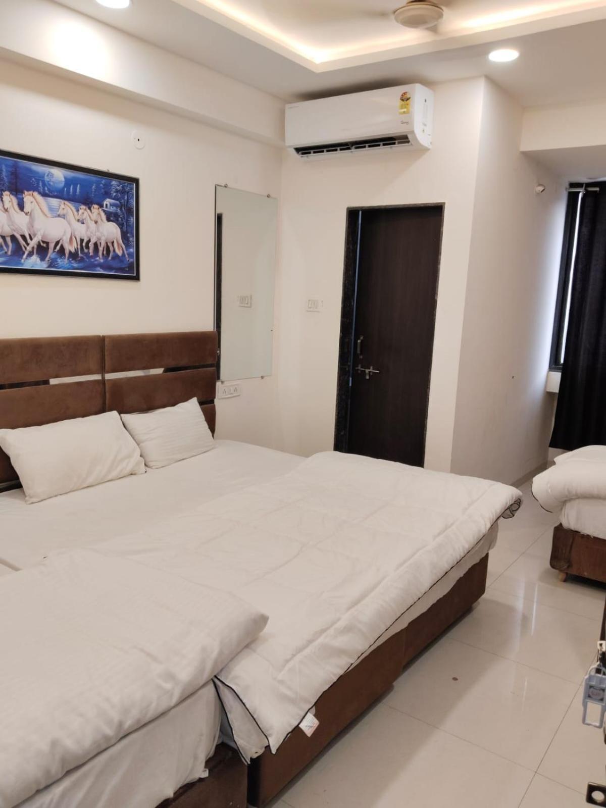 Hotel Kiwi Inn Vijaynagar Scheme 78 Індаур Екстер'єр фото